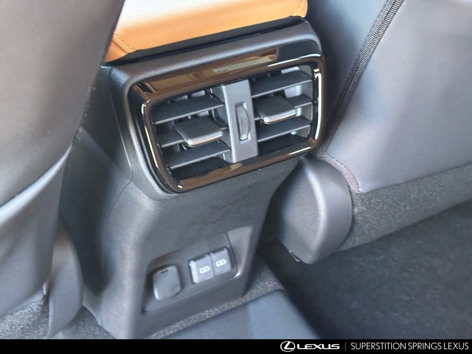 2026 Lexus NX 450h+ Luxury - Photo 15