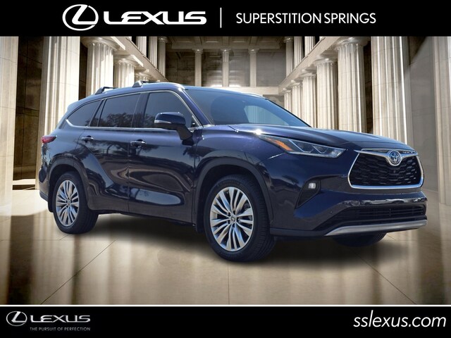 2023 Toyota Highlander Hybrid Platinum SUV