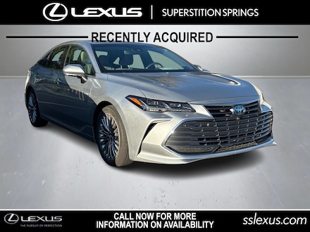 2019 Toyota Avalon Hybrid Limited Sedan