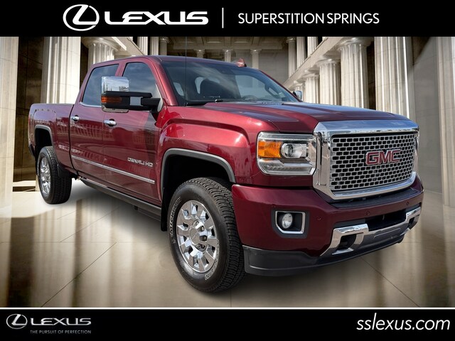2016 GMC Sierra 2500HD Denali Truck Crew Cab
