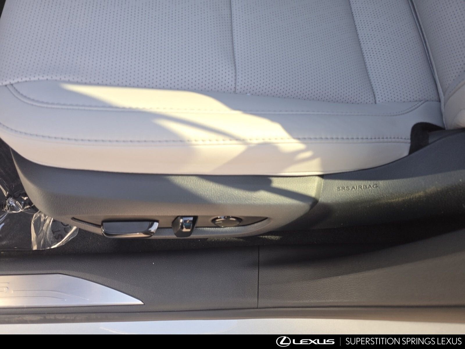 2026 Lexus RX 350 Premium - Photo 15