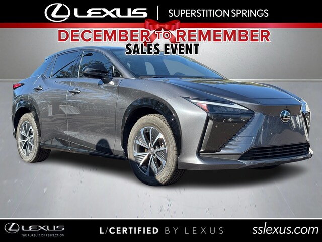 2023 Lexus RZ Premium's photo