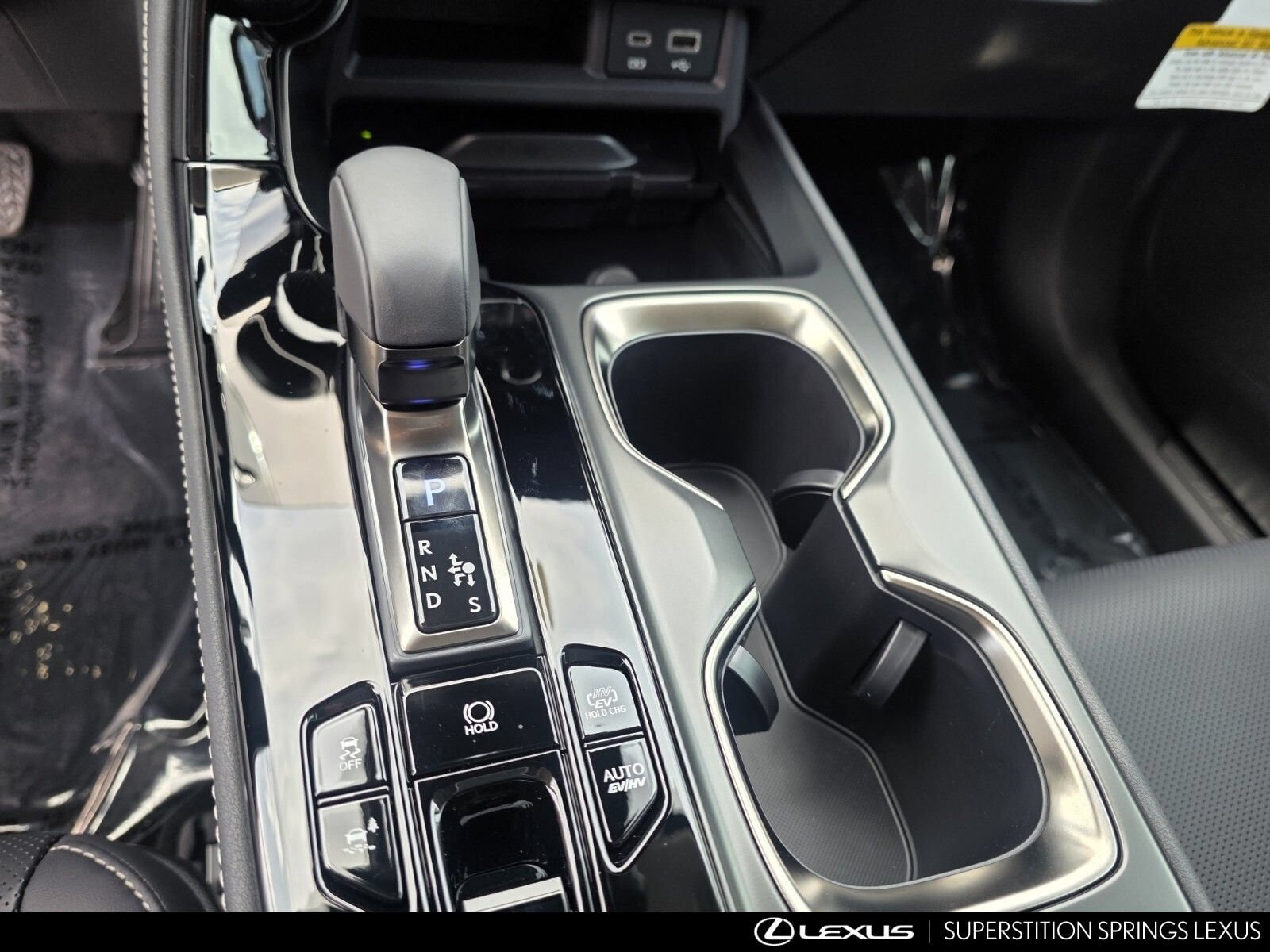 2026 Lexus NX 450h+ Premium - Photo 19