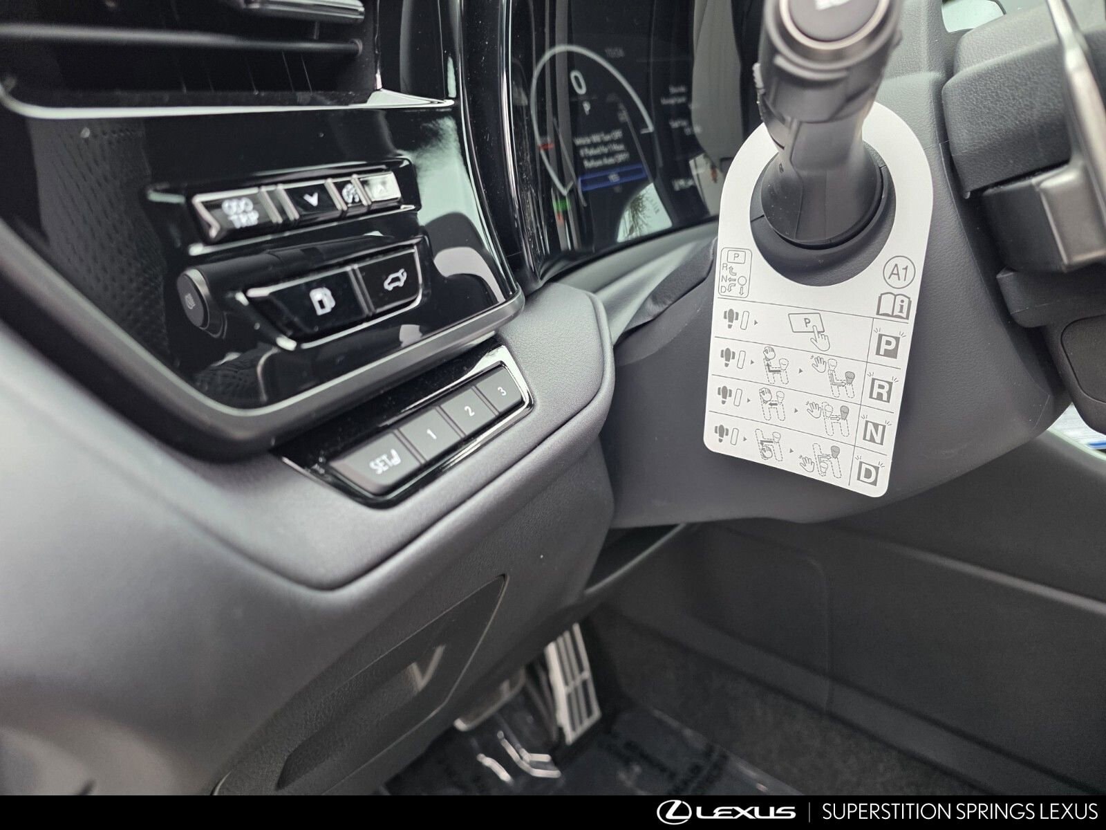 2026 Lexus TX 500h F-Sport Premium - Photo 16