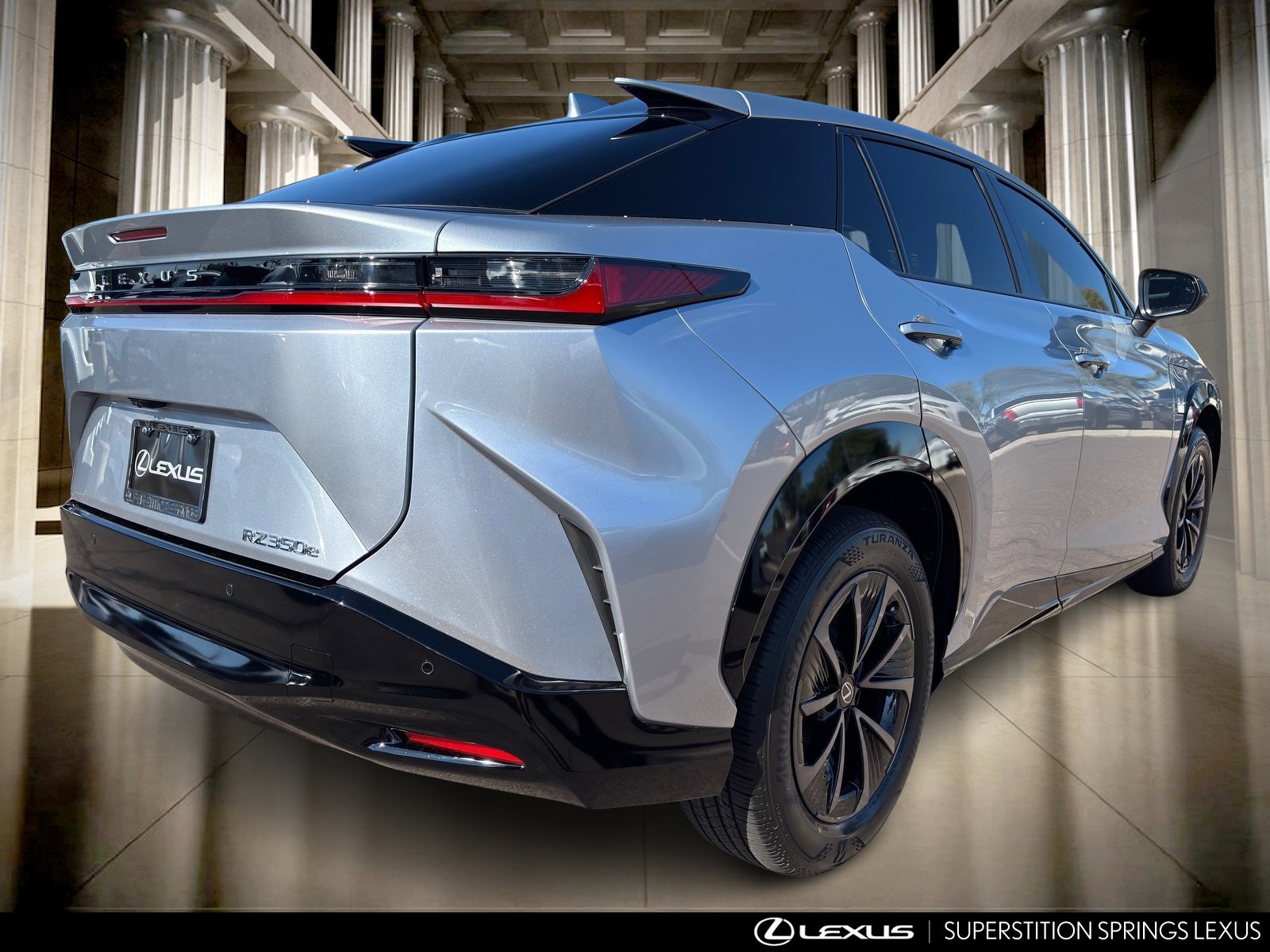 2026 Lexus RZ 450e Premium photo 4