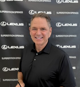 Staff member Doug Martin from ID_d8563de8d32f