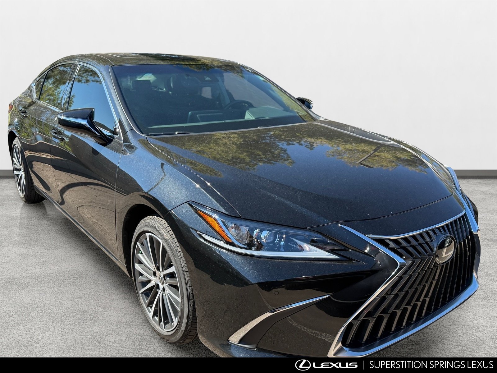 Used 2023 Lexus ES 300h Sedan