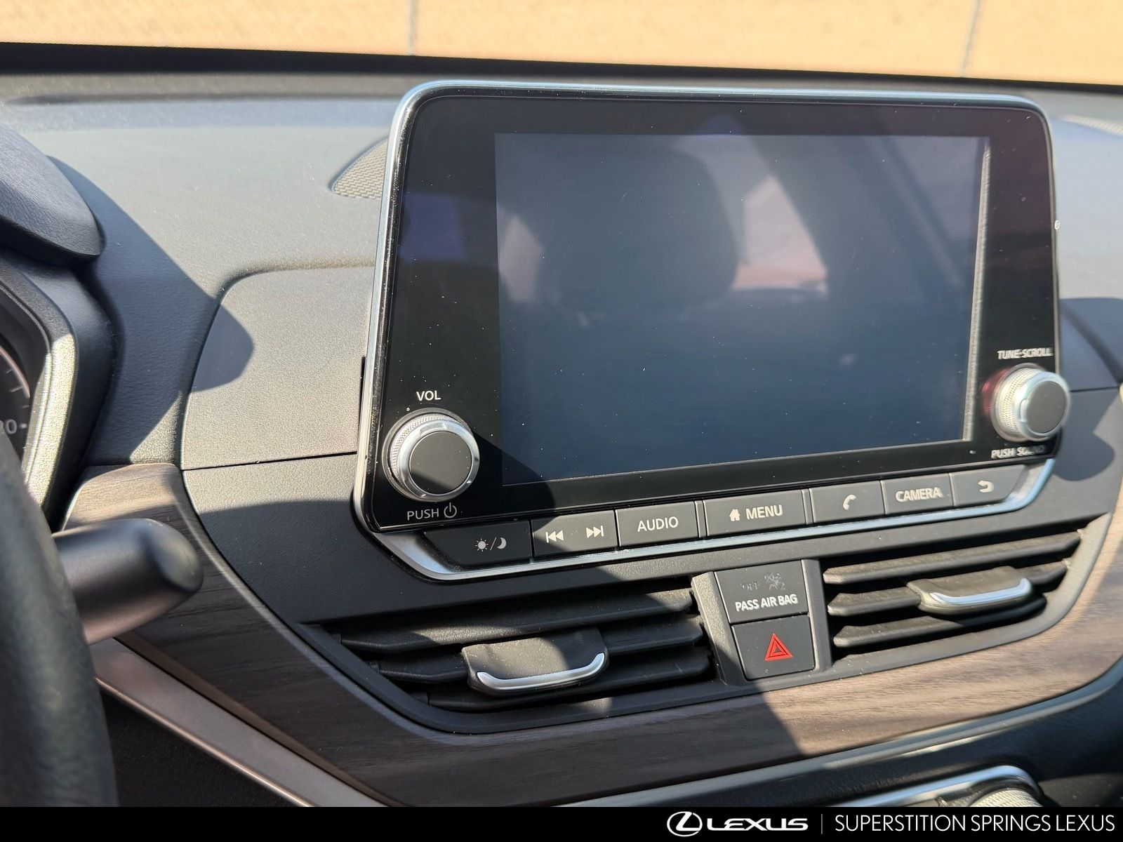2025 Nissan Altima SV - Photo 9