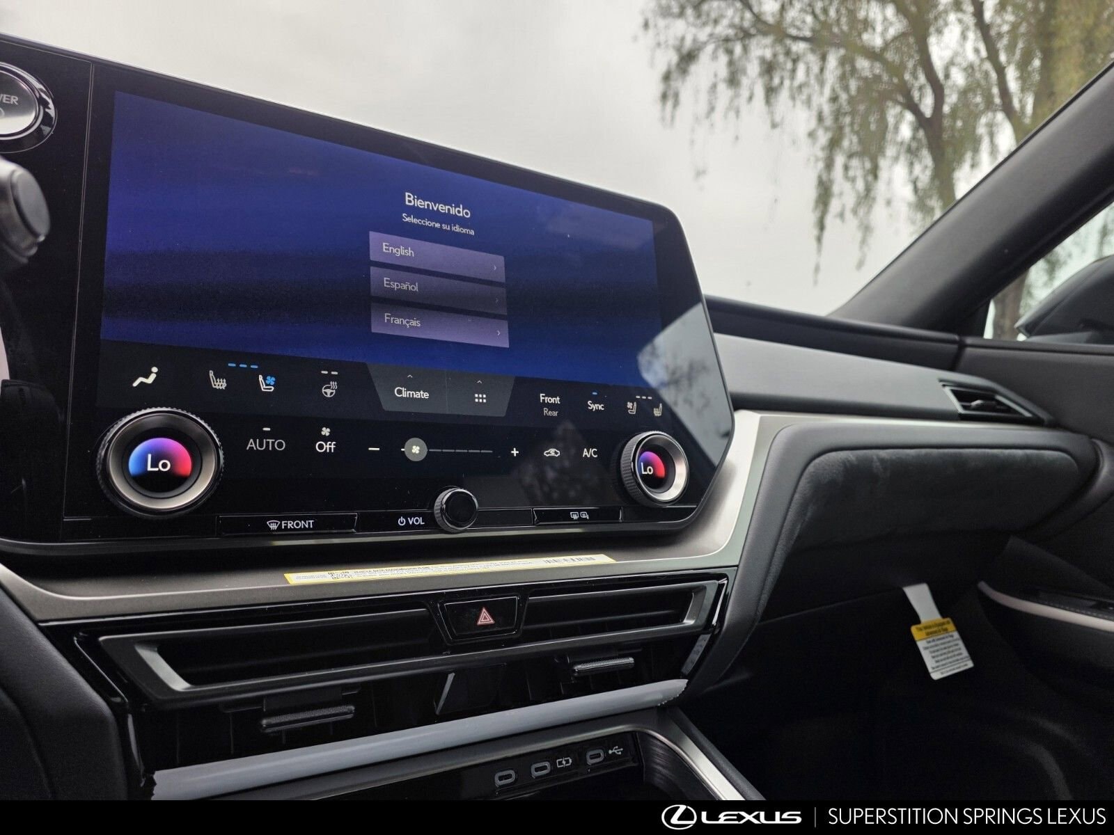 2026 Lexus TX 500h F-Sport Premium - Photo 17