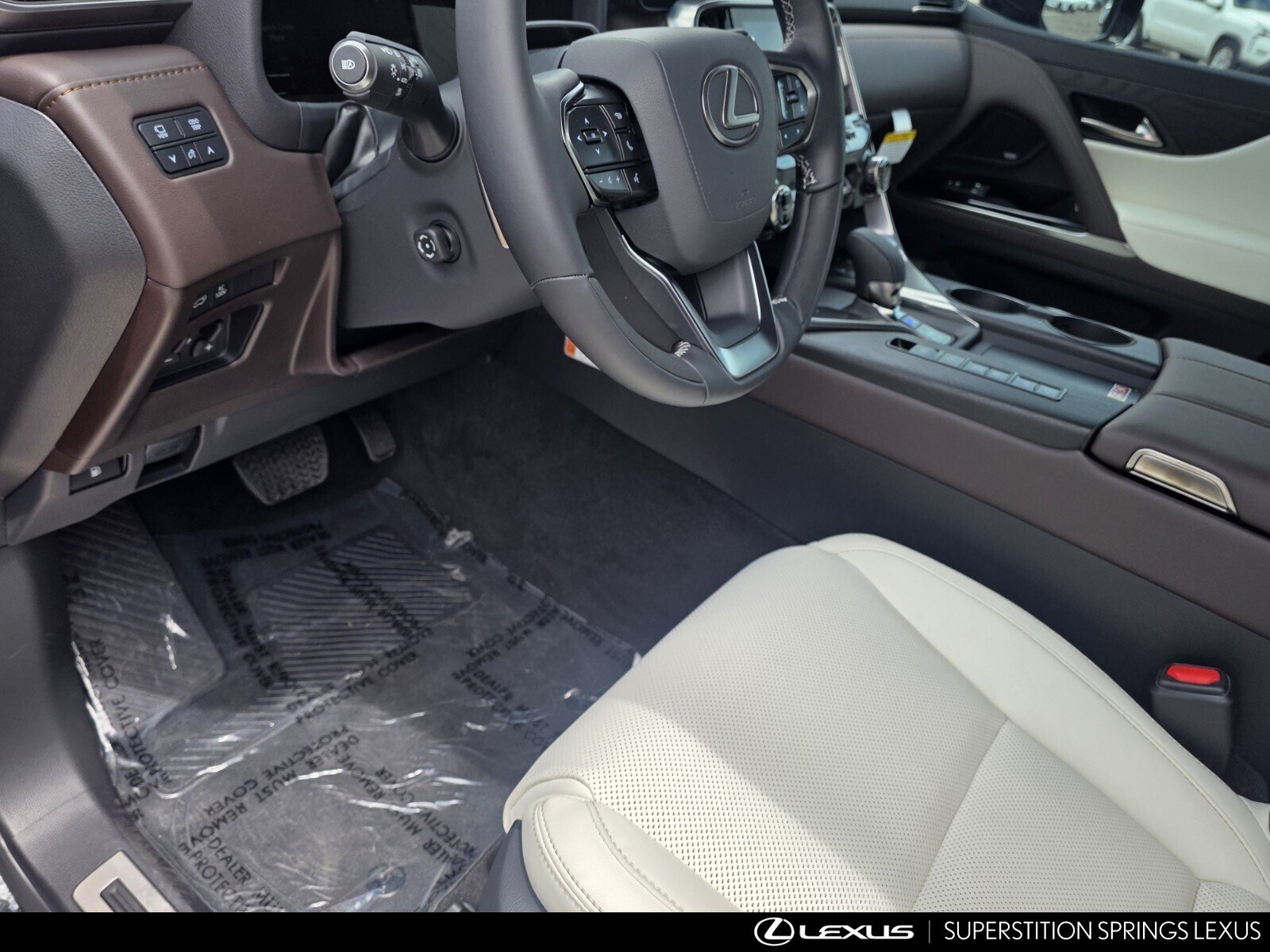 2026 Lexus LX 700h Luxury - Photo 13