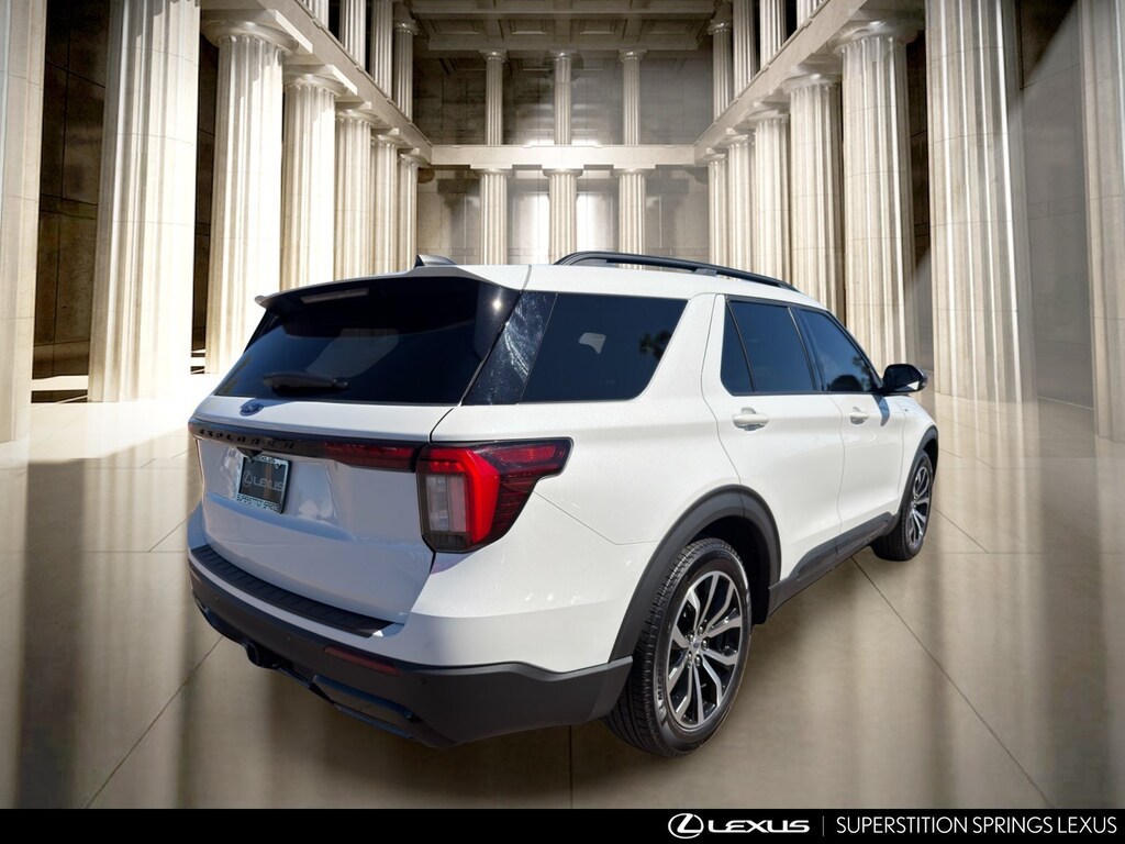 Used 2025 Ford Explorer ST-Line SUV