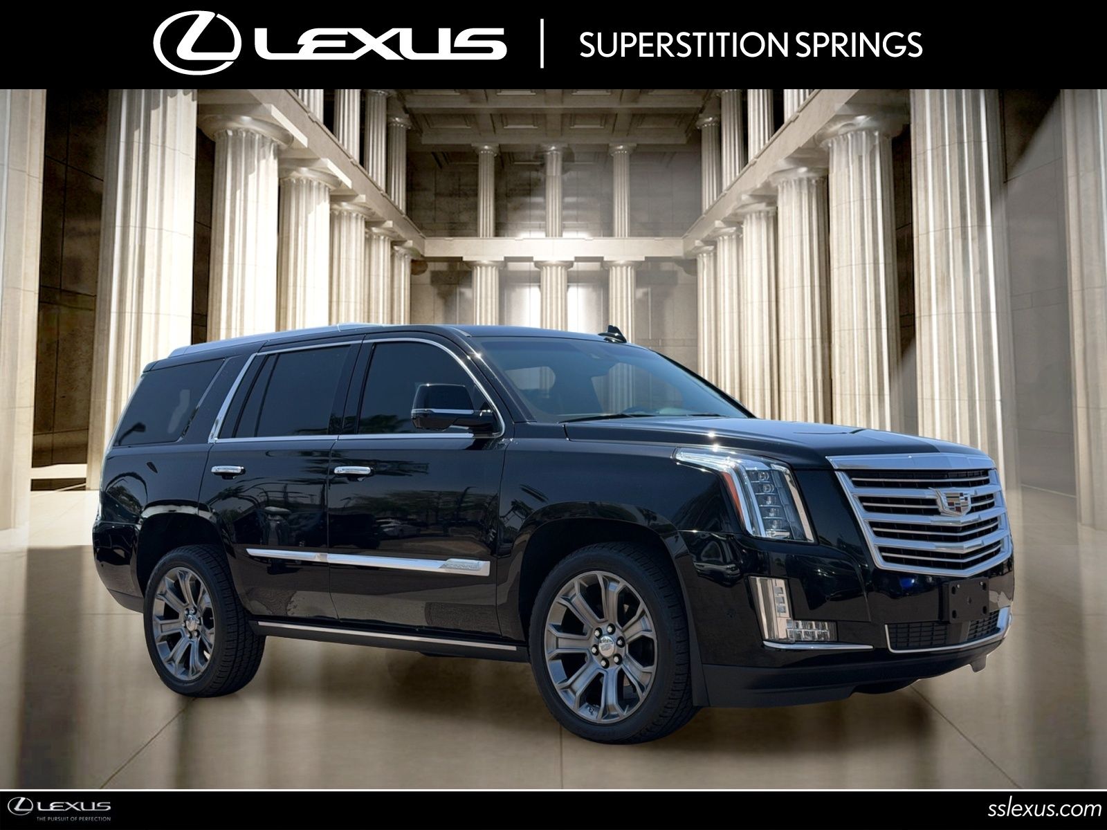 2018 Cadillac Escalade AWD Platinum's photo