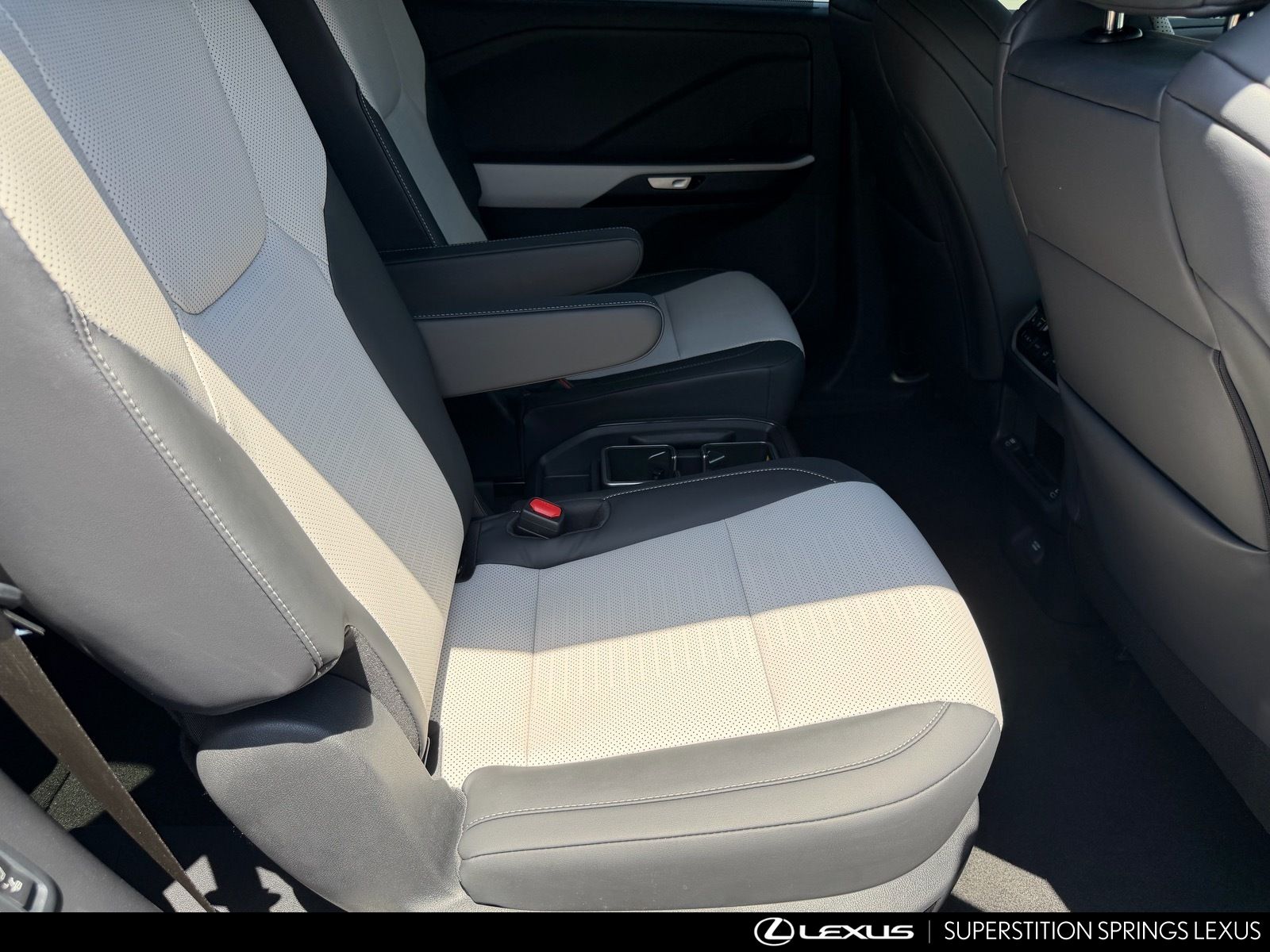 2026 Lexus TX Hybrid F Sport Premium - Photo 29