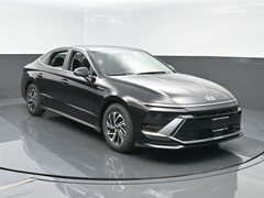 2026 Hyundai Sonata Hybrid Blue Sedan