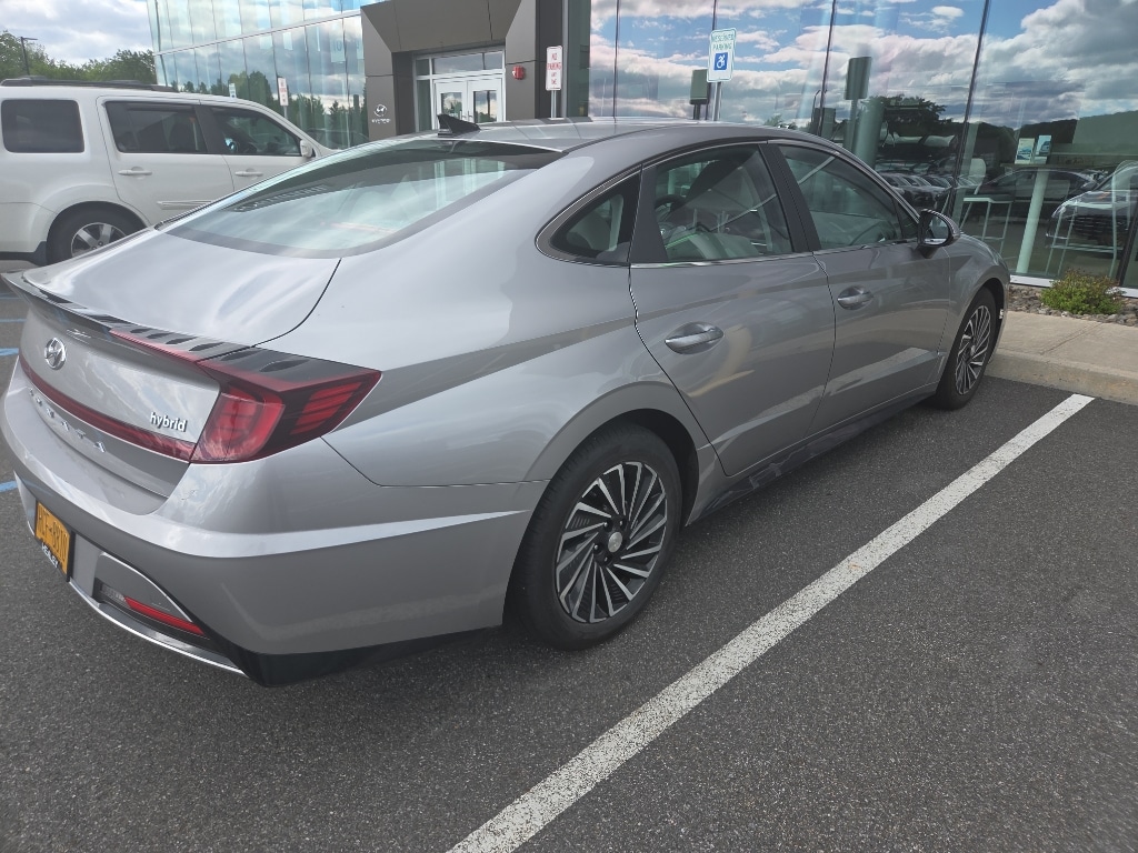 Used 2021 Hyundai Sonata Hybrid SEL Sedan