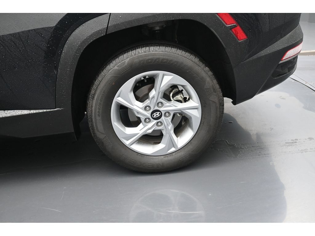 Used 2024 Hyundai Tucson SE Sport Utility