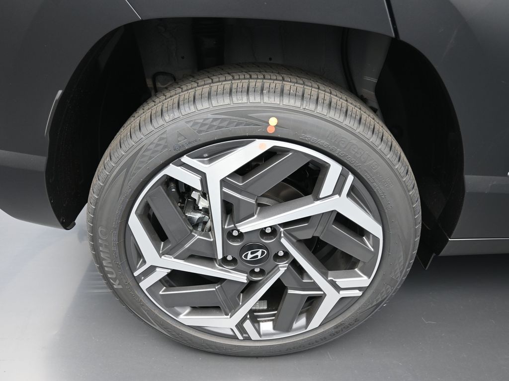 2026 Hyundai Kona SEL photo 2