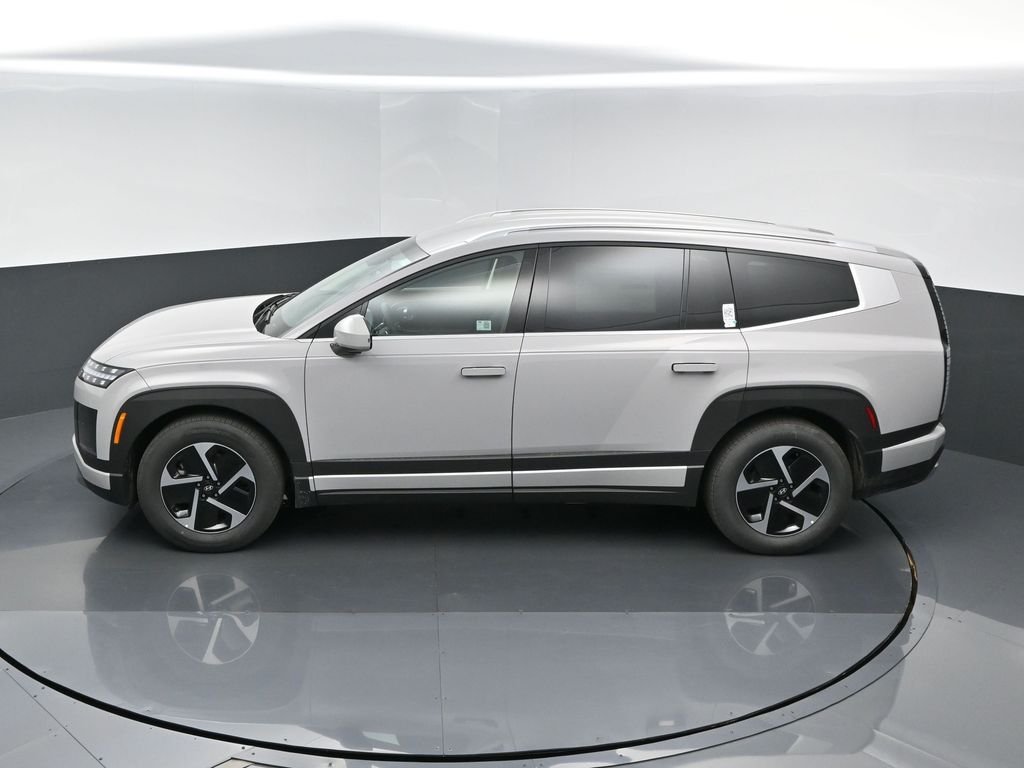 2026 Hyundai IONIQ 9 SE - Photo 12