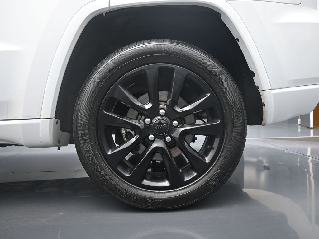 Used 2021 Jeep Grand Cherokee Laredo X with VIN 1C4RJFAG0MC515491 for sale in Goshen, NY