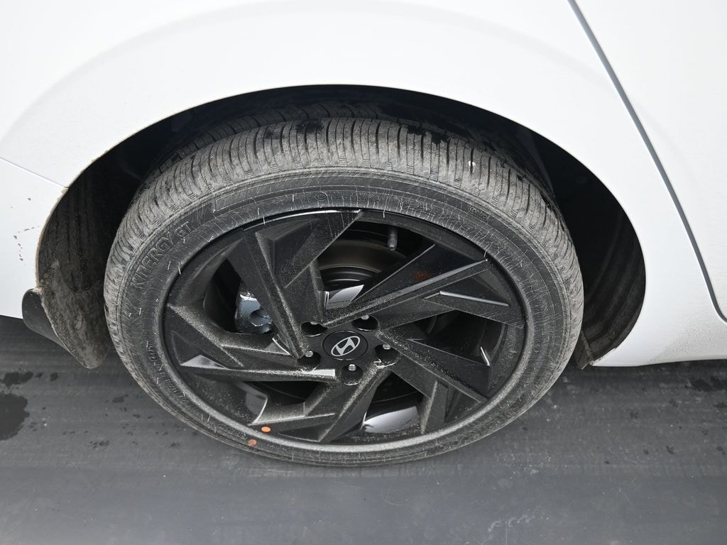 New 2026 Hyundai Elantra Hybrid SEL Sport Sedan