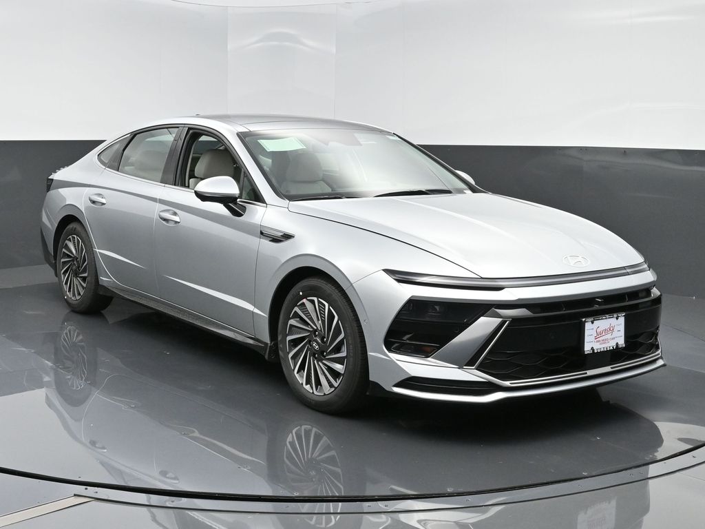 2024 Hyundai Sonata Hybrid Limited's photo