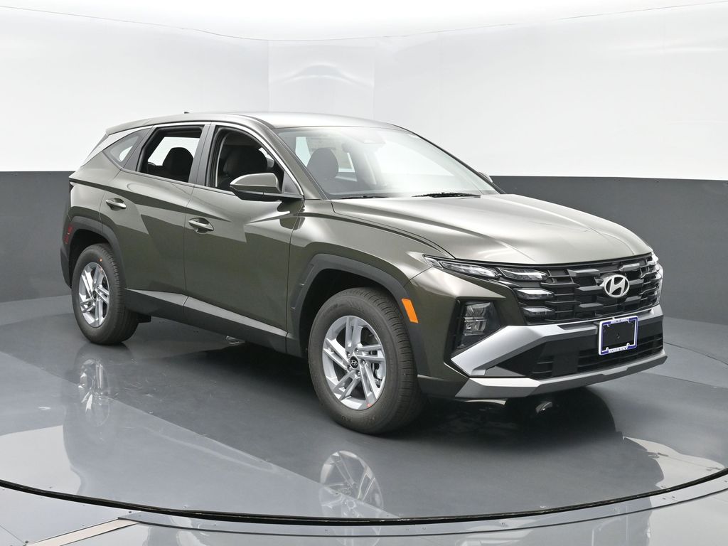 2026 Hyundai Tucson SE's photo