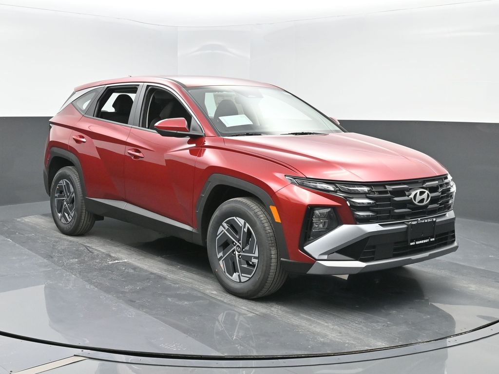 2026 Hyundai Tucson Blue SE's photo