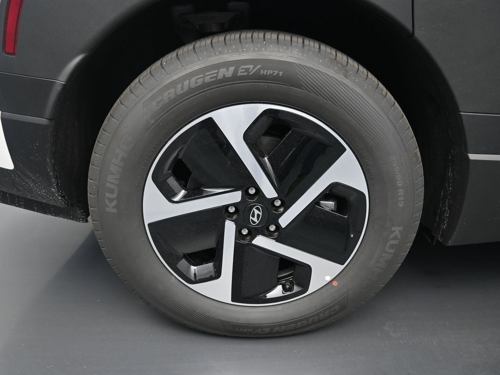 2026 Hyundai Ioniq photo 2