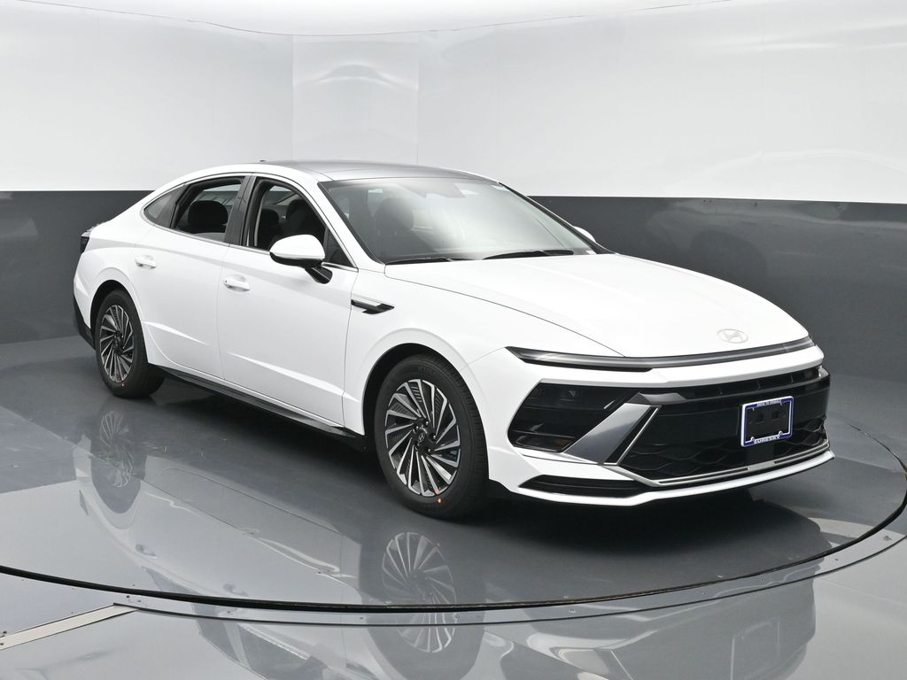 2026 Hyundai Sonata Hybrid SEL's photo
