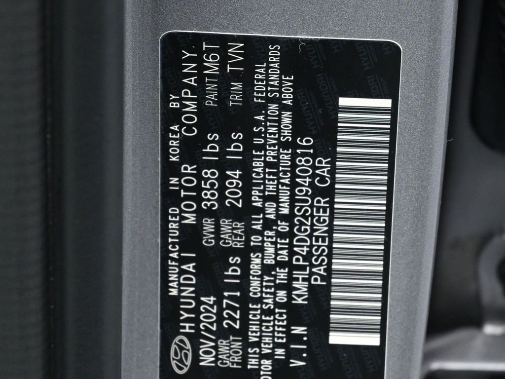 Certified 2025 Hyundai Elantra Limited Sedan