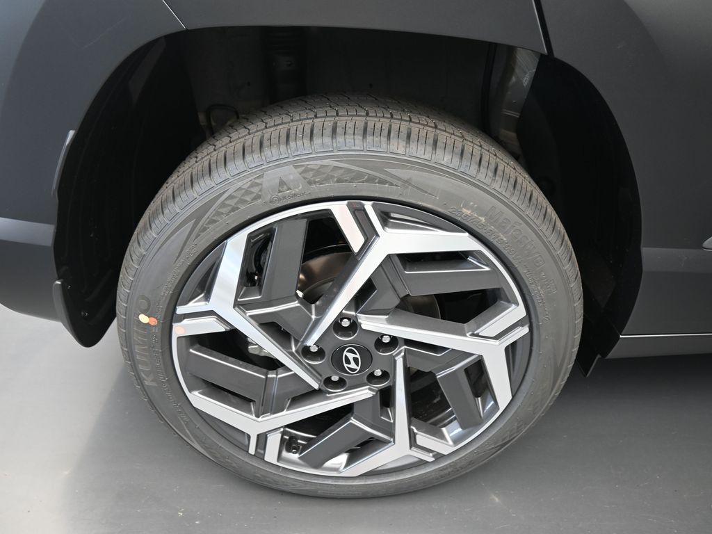 2026 Hyundai Kona SEL photo 2