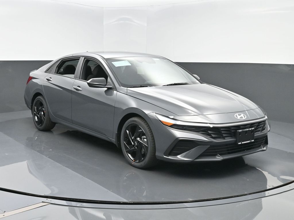 2026 Hyundai Elantra SEL's photo