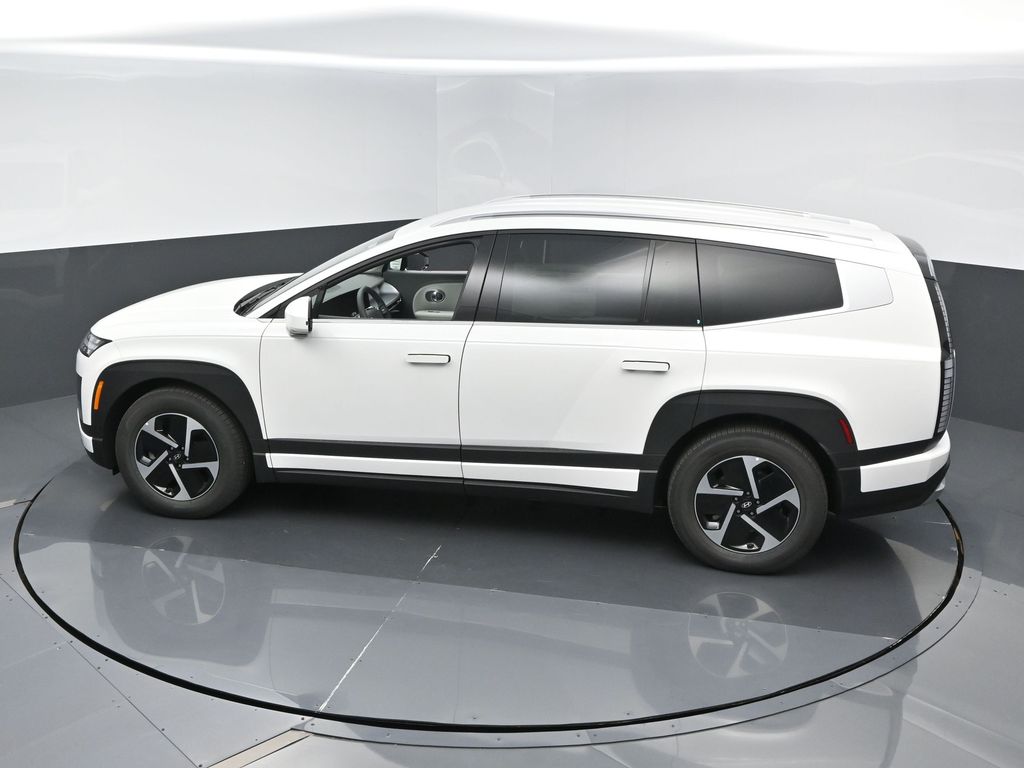 2026 Hyundai IONIQ 9 S - Photo 11