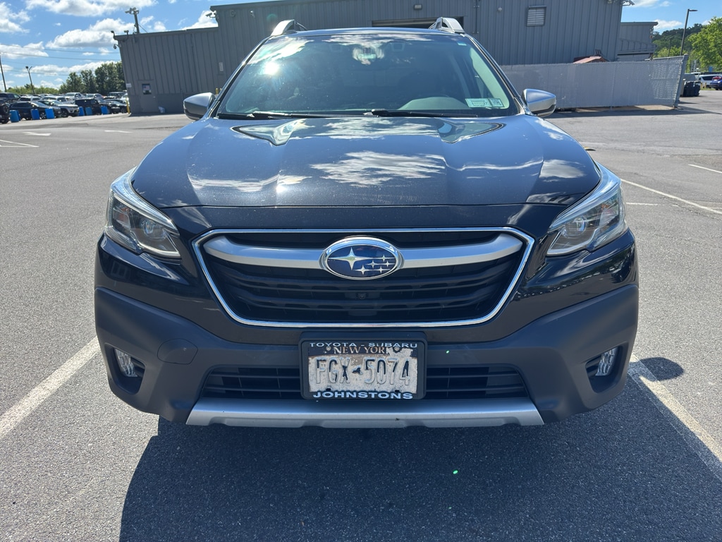 2021 Subaru Outback Touring's photo