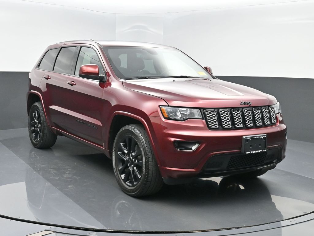 2019 Jeep Grand Cherokee Altitude 4WD's photo