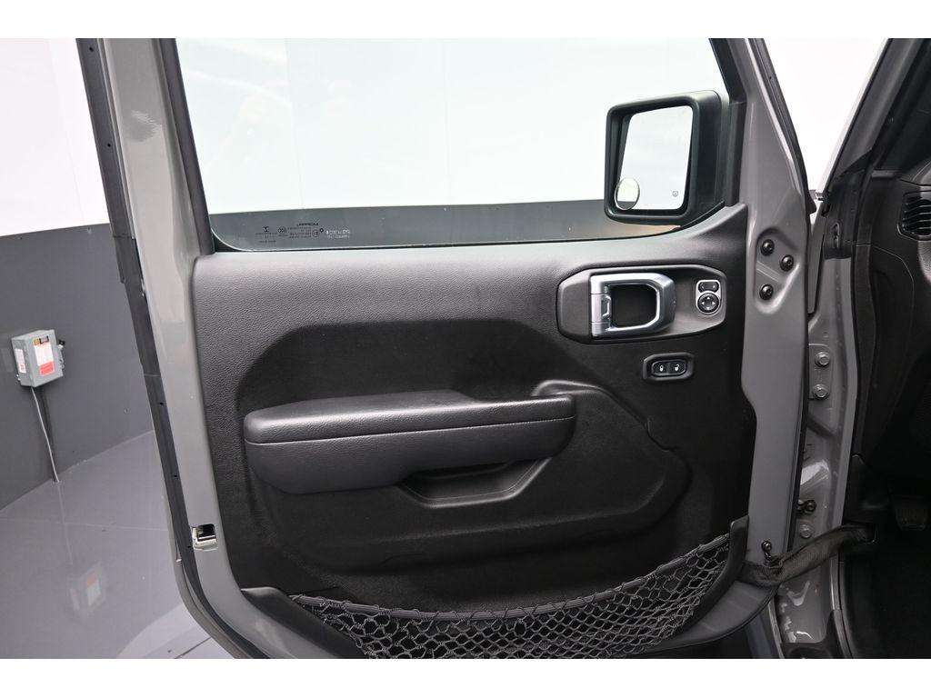 Used 2022 Jeep Wrangler Unlimited Rubicon Sport Utility