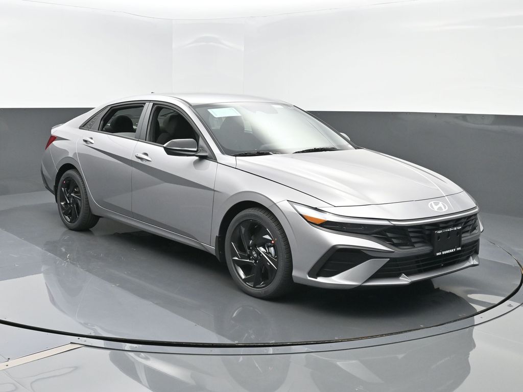 2026 Hyundai Elantra SEL's photo