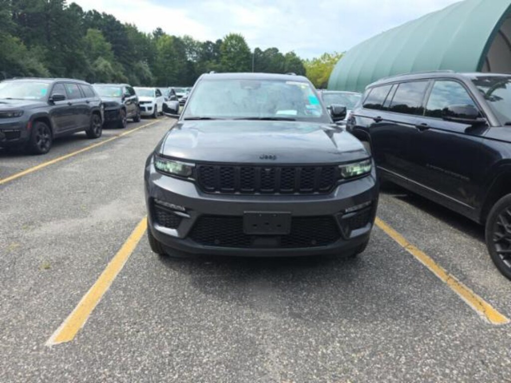 Used 2023 Jeep Grand Cherokee Limited Sport Utility
