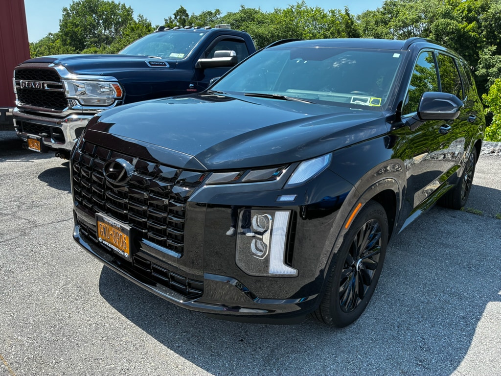 Used 2024 Hyundai Palisade Calligraphy Night Edition Sport Utility