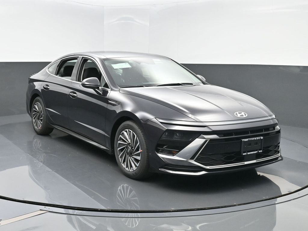 2026 Hyundai Sonata Hybrid SEL's photo