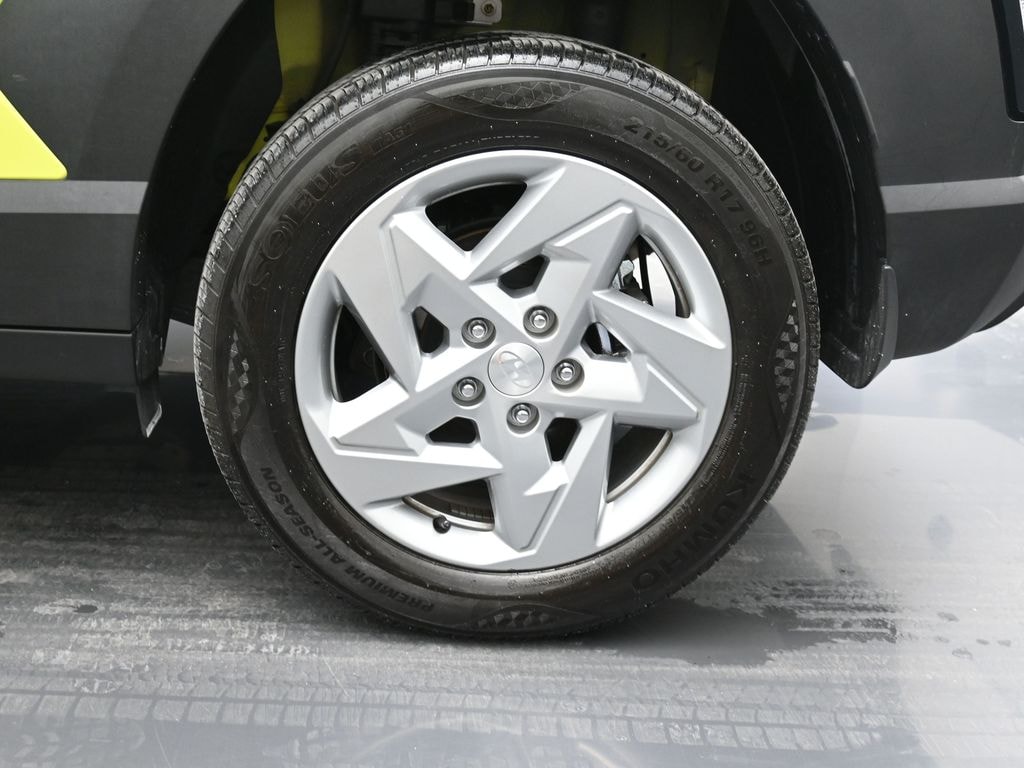 Used 2025 Hyundai Kona SE Sport Utility