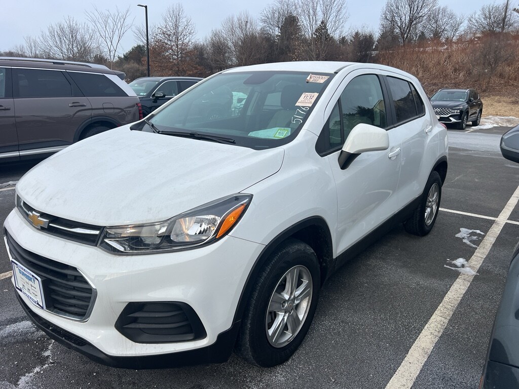 Used 2022 Chevrolet Trax LS Sport Utility