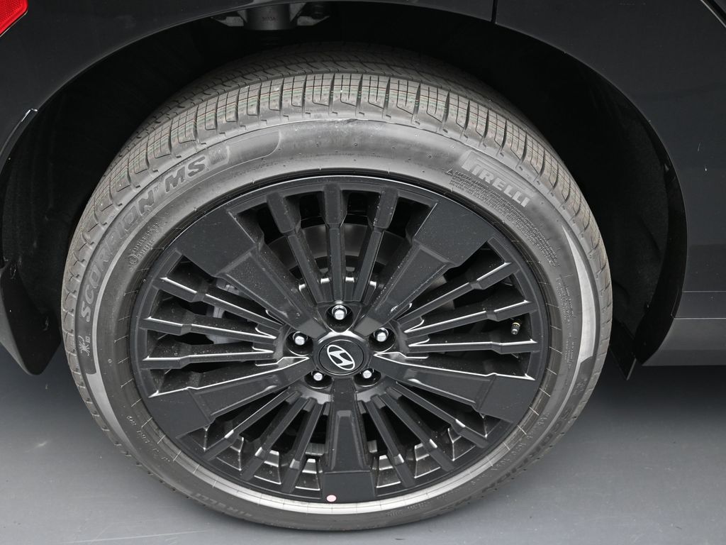 2026 Hyundai Santa Fe Calligraphy photo 2