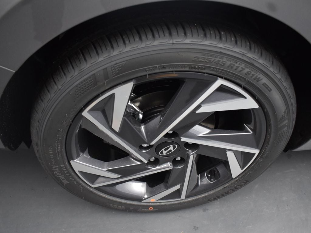 Used 2024 Hyundai Elantra SEL with VIN KMHLS4DG6RU747562 for sale in Goshen, NY