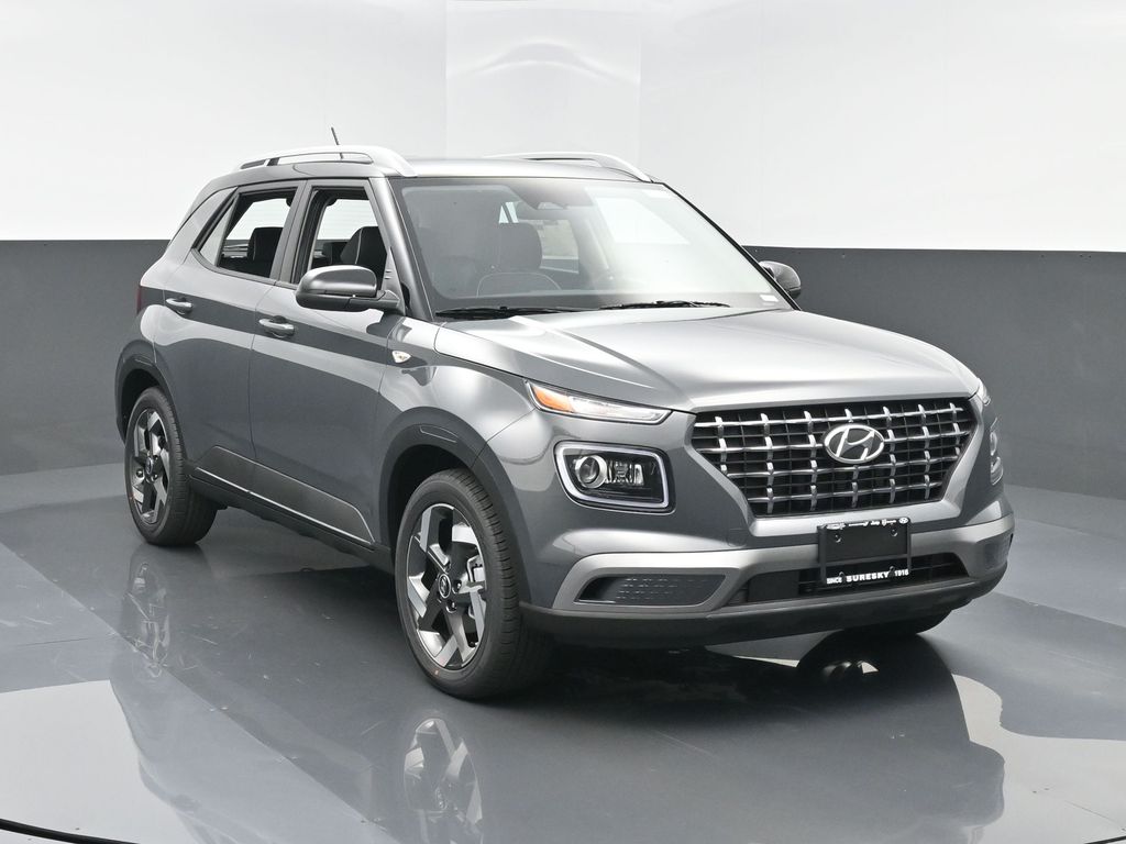 2025 Hyundai Venue Limited's photo