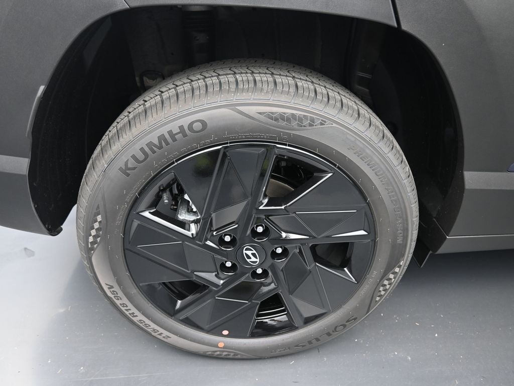 2026 Hyundai Kona SEL photo 2