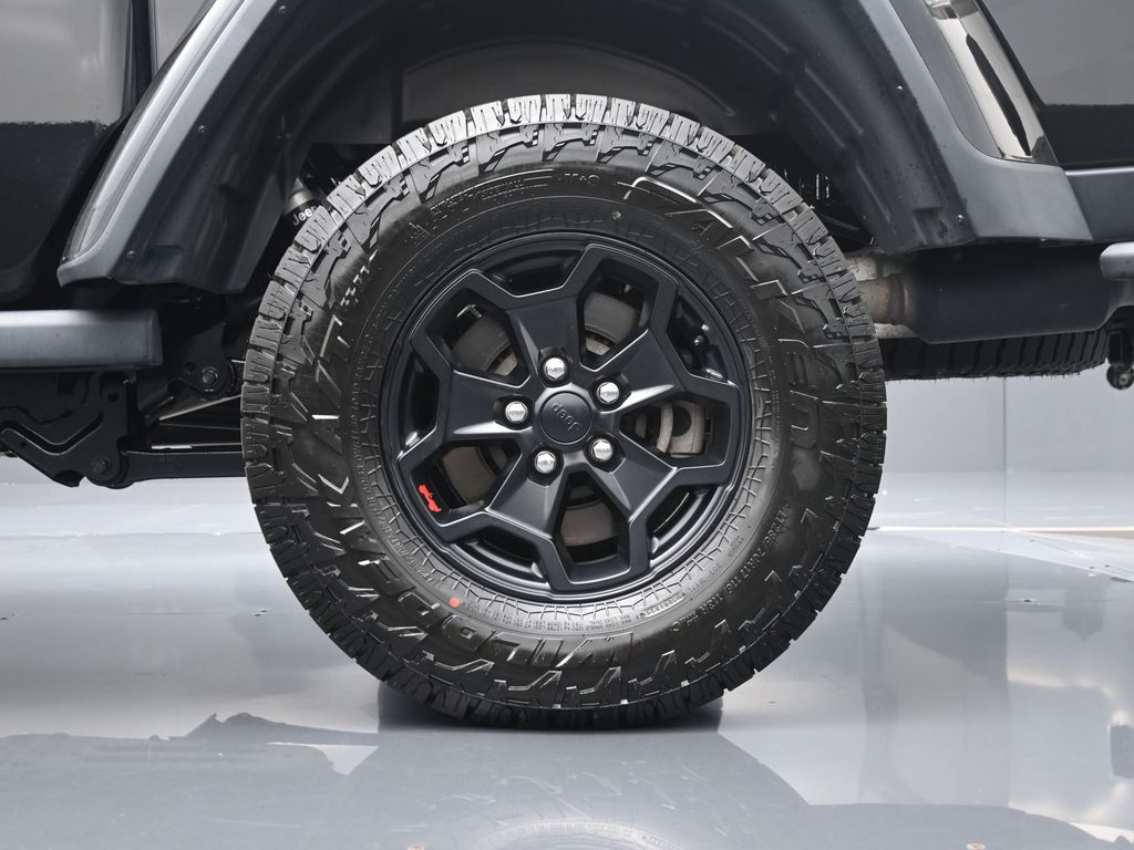 2020 Jeep Gladiator Rubicon photo 2