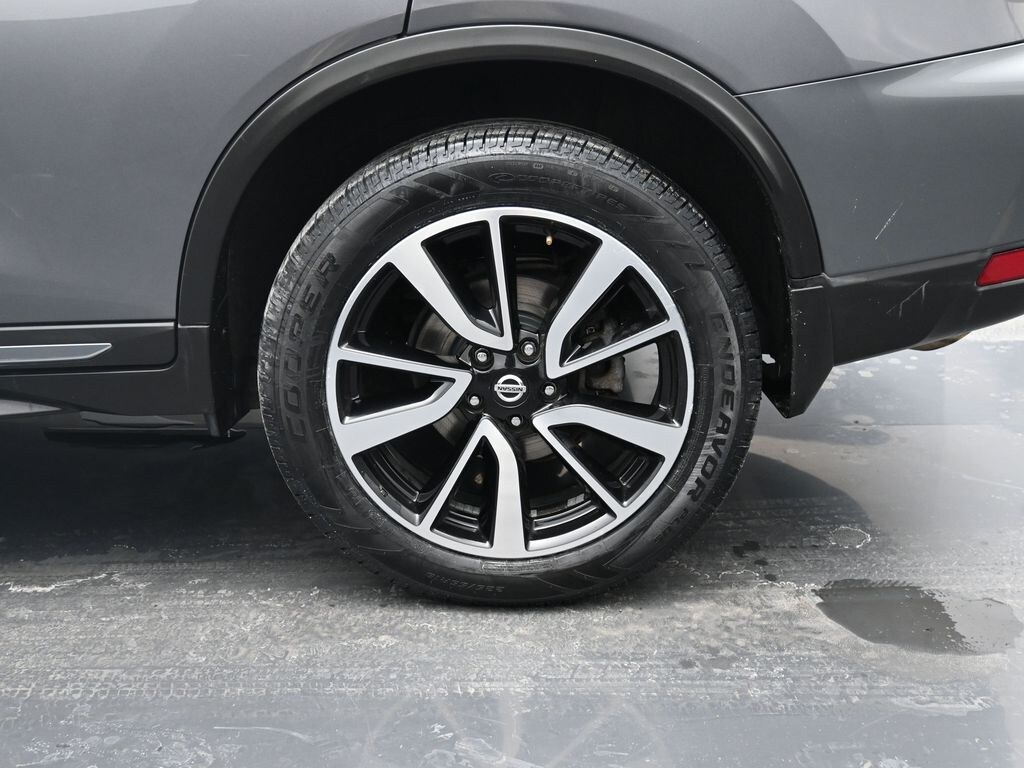 Used 2019 Nissan Rogue SL Sport Utility