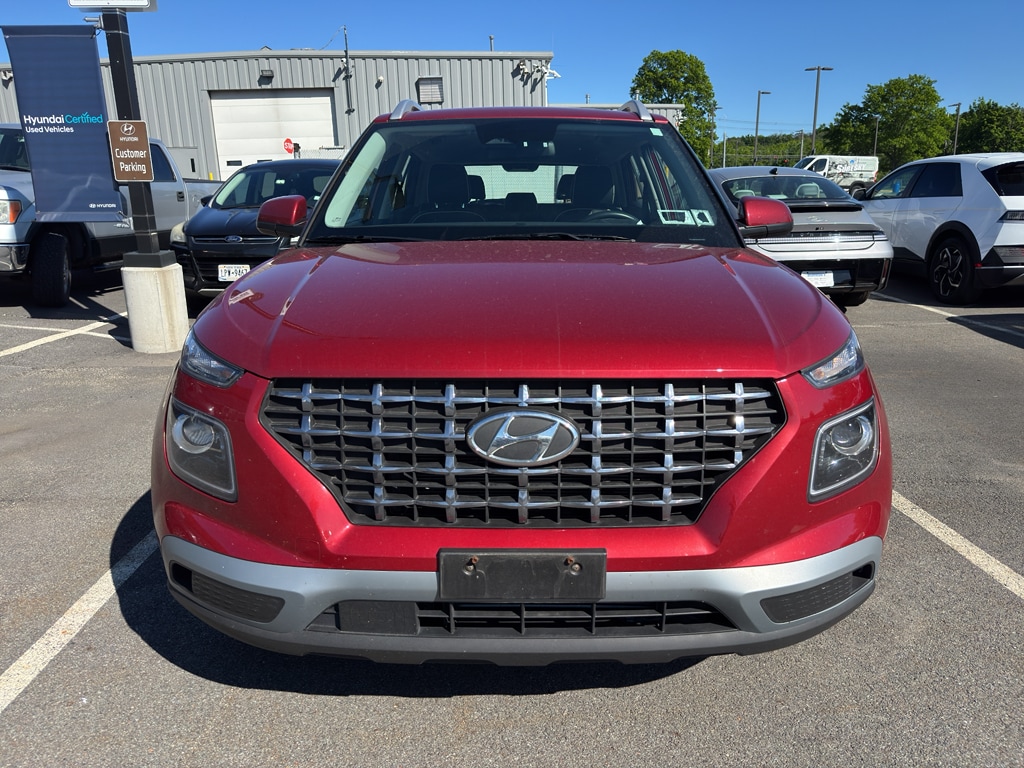 2023 Hyundai Venue Limited IVT's photo