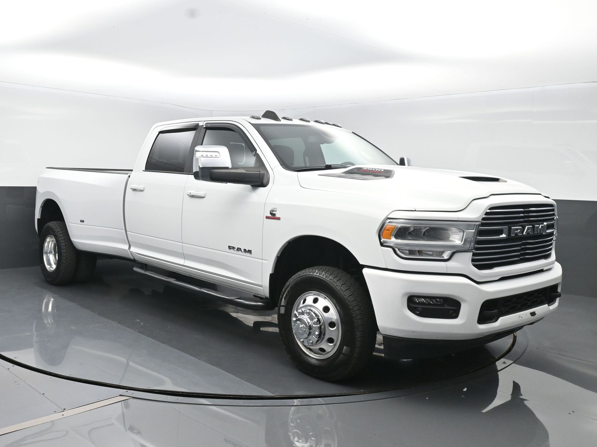 2024 RAM 3500 Pickup Laramie